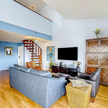 Villa The Intercoastal 210